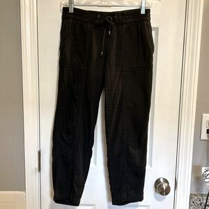 Old Navy Cropped Pants